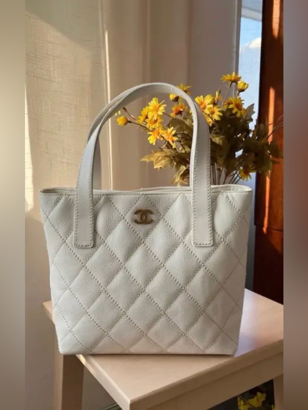 🔥 🔥100% Authentic Chanel Bag CC Logo Wild Stitch Tote White Leather Vintage🔥🔥